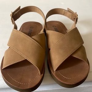 Nude brand new sandals perfect for summer never use